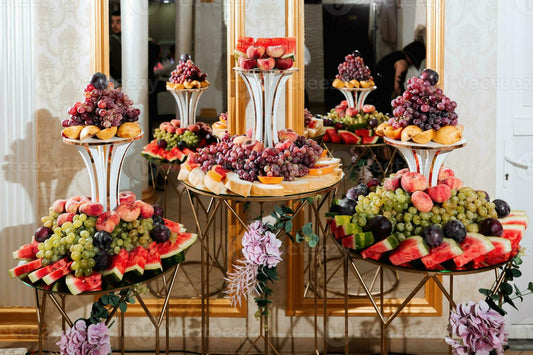 Wedding Reception Dining Tips: How to Dine with Grace and Style